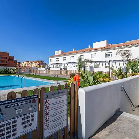 At 350m, Pool, Chillout Patio And Fibre Wifi * Tarifa
