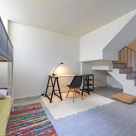 Apartment At 350m, Pool, Chillout Patio And Fibre Wifi