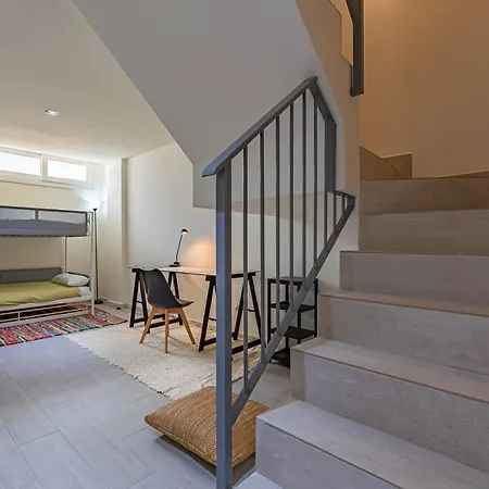 Apartment At 350m, Pool, Chillout Patio And Fibre Wifi Tarifa