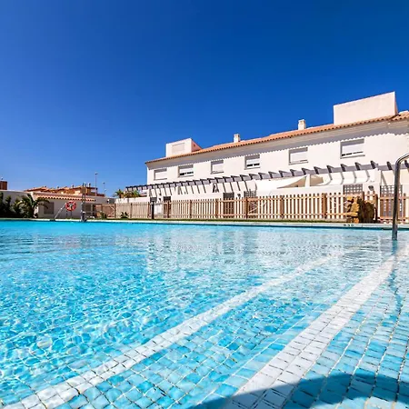 Apartment At 350m, Pool, Chillout Patio And Fibre Wifi