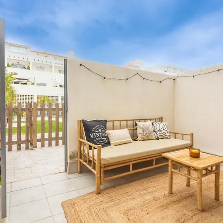 At 350m, Pool, Chillout Patio And Fibre Wifi Apartment Tarifa